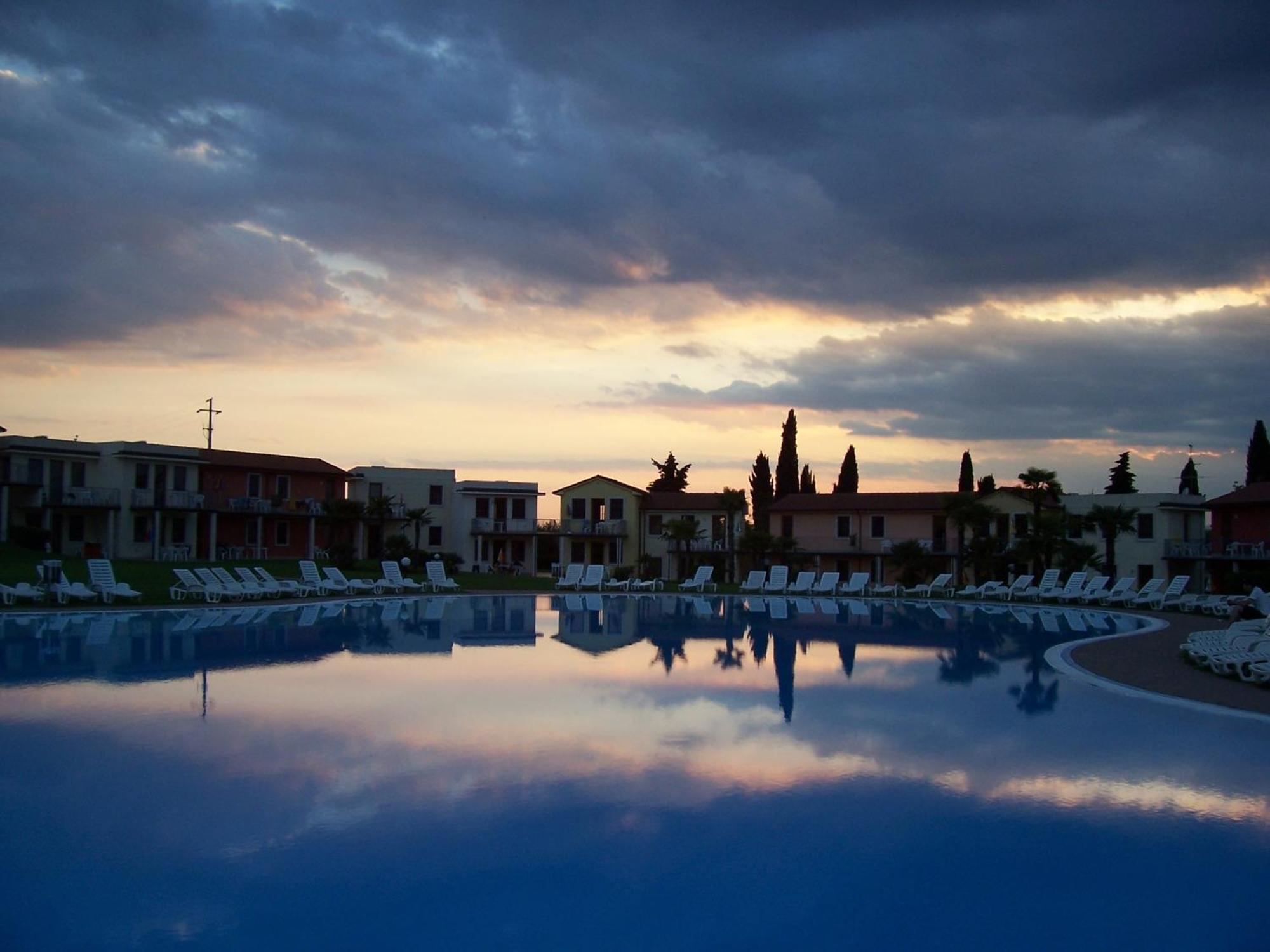 Gasparina Village Castelnuovo del Garda Esterno foto