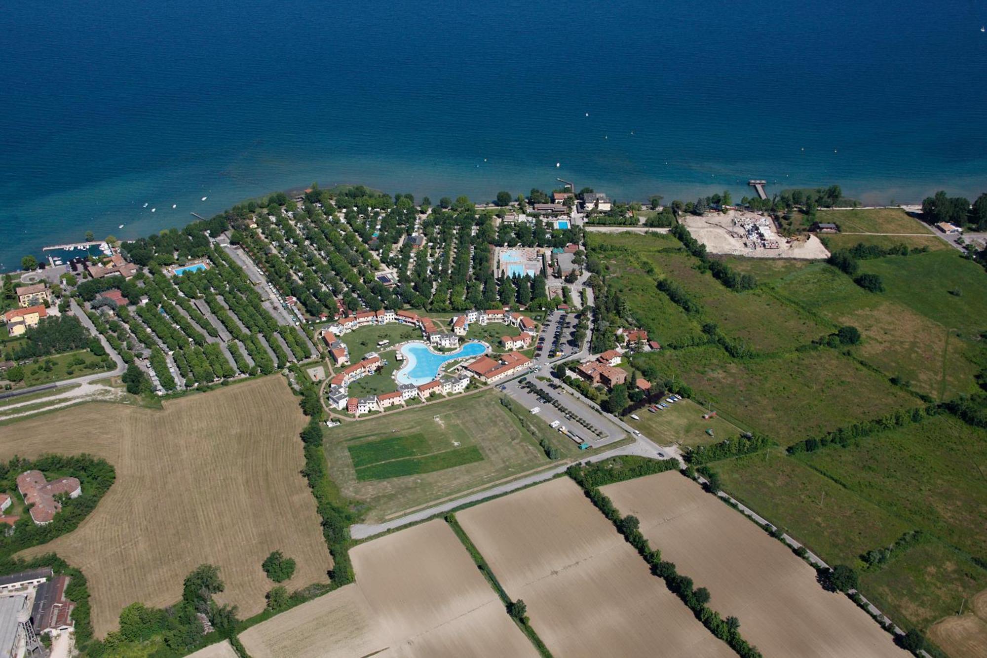 Gasparina Village Castelnuovo del Garda Esterno foto