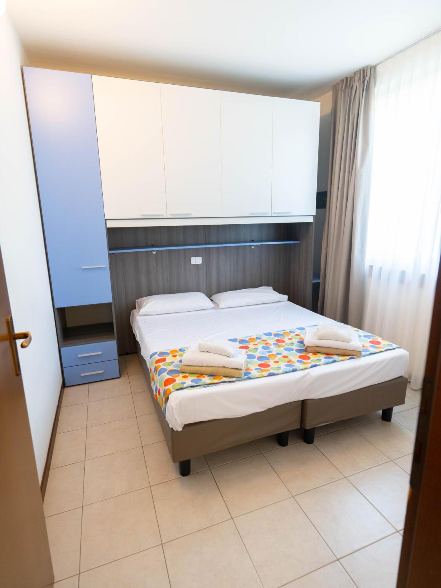 Gasparina Village Castelnuovo del Garda Esterno foto