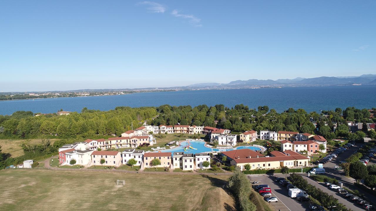 Gasparina Village Castelnuovo del Garda Esterno foto