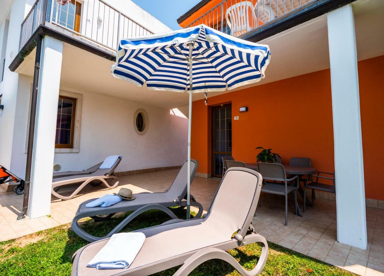 Gasparina Village Castelnuovo del Garda Esterno foto