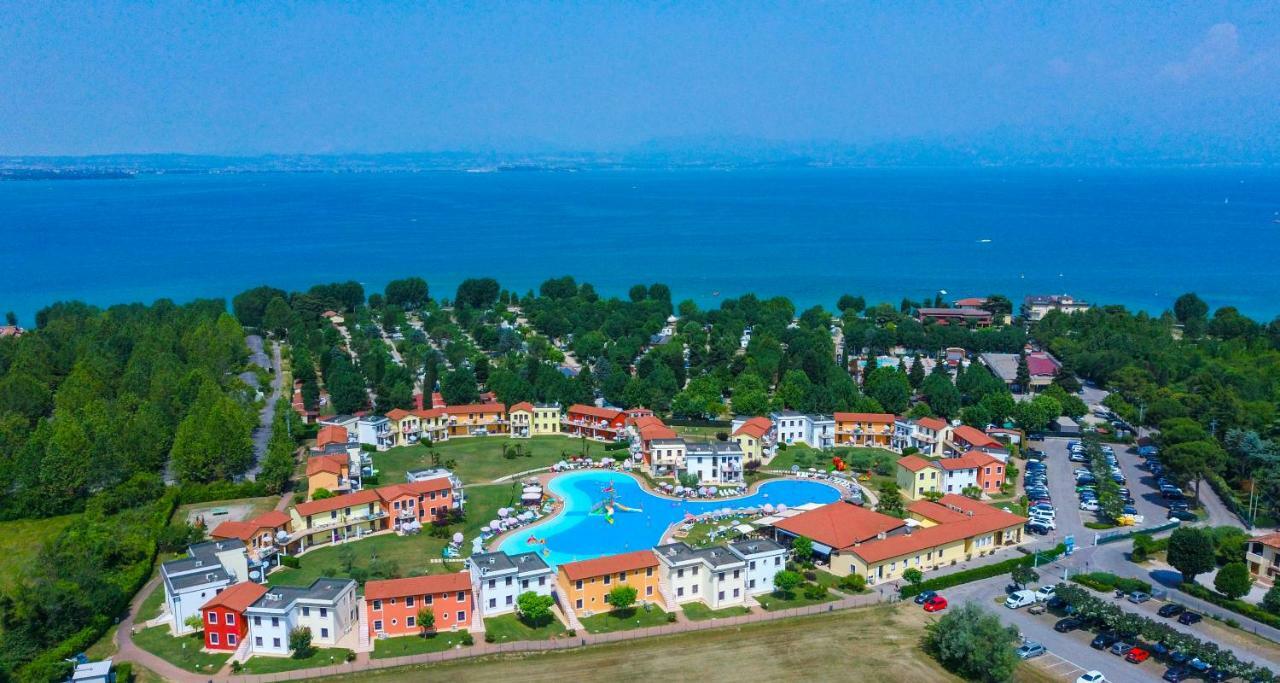 Gasparina Village Castelnuovo del Garda Esterno foto